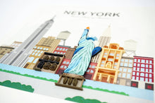 Load image into Gallery viewer, New York City Quilling Card